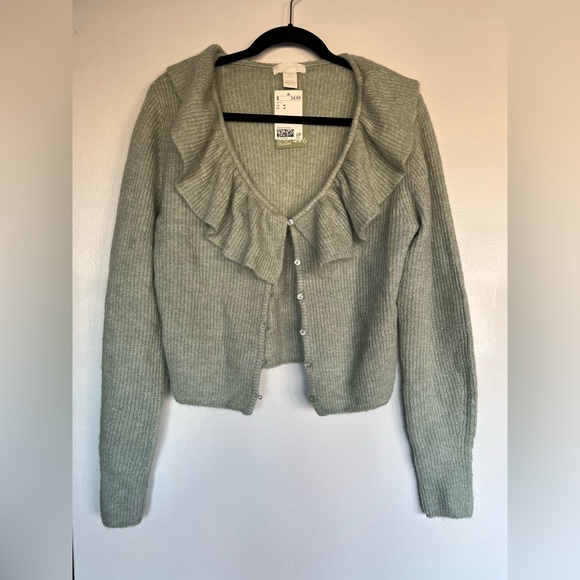 H&M Sage/Mint Green Cardigan Ruffle Sweater - Picture 2 of 5